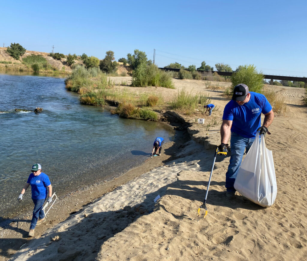 Yuba Water Agency participating in the Yuba River Cleanup